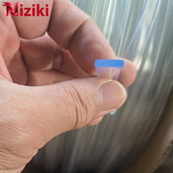 Ron Nhét Bạt Làm Hộp Đèn Không Viền